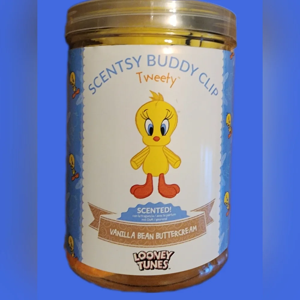 Tweety Bird Scentsy Buddy Clip in Vanilla Bean Buttercream UNRELEASED YET 🥰 - Picture 2 of 3
